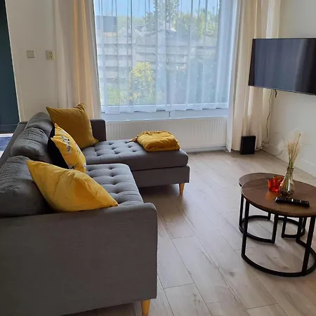 Сasa de vacaciones Happy House -Lovely Holiday Home Near The Beach