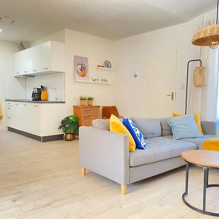 Happy House -lovely Near The *